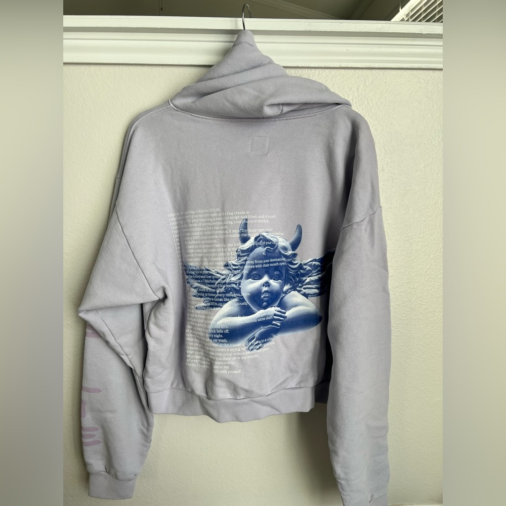 Oversized cropped big hoodie. Brand is Boys Lie and size is One size only